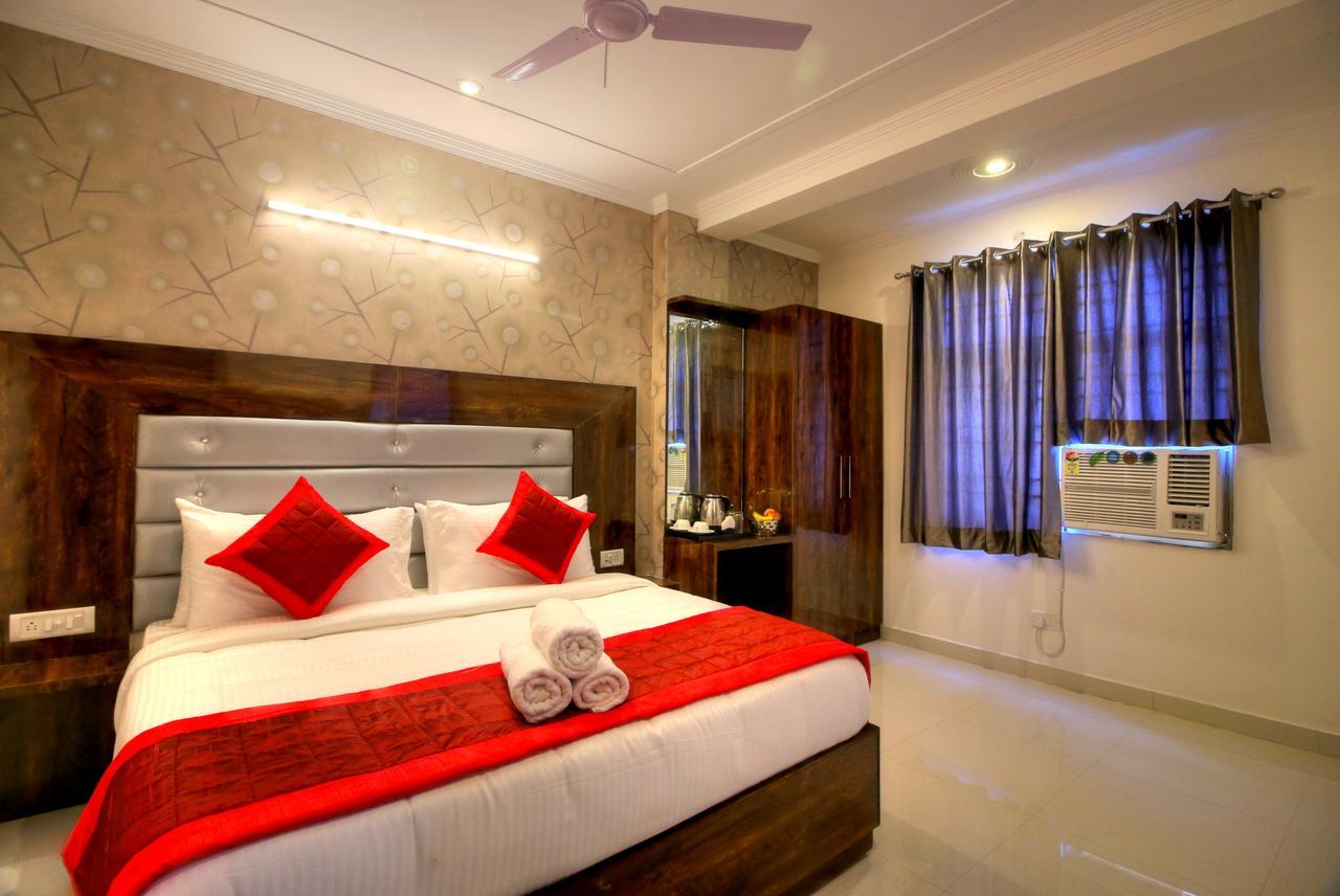 Airport Hotel Ark Of Avalon Neu-Delhi Exterior foto