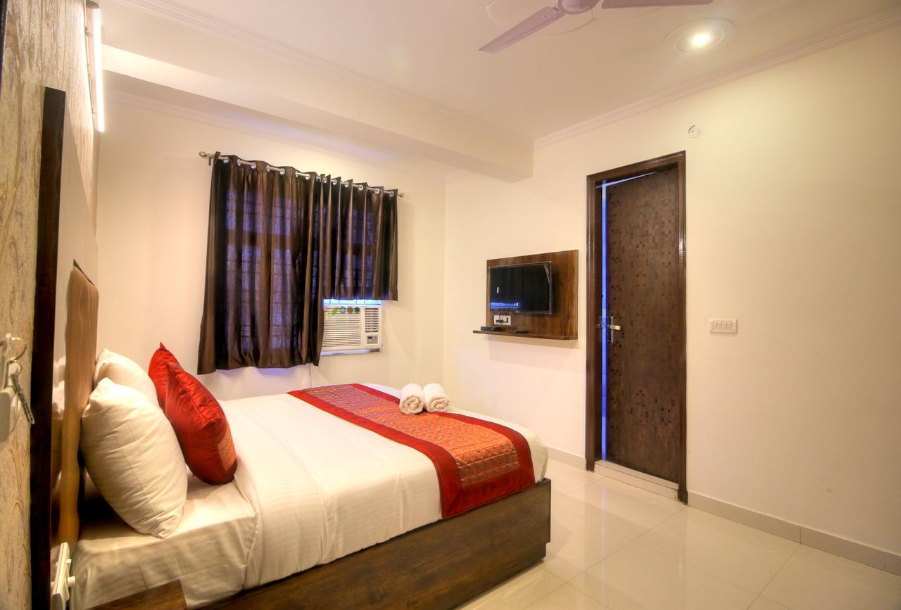 Airport Hotel Ark Of Avalon Neu-Delhi Exterior foto